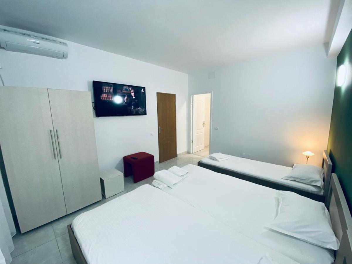 Residenza Di Carbasinni Bukarest Kültér fotó