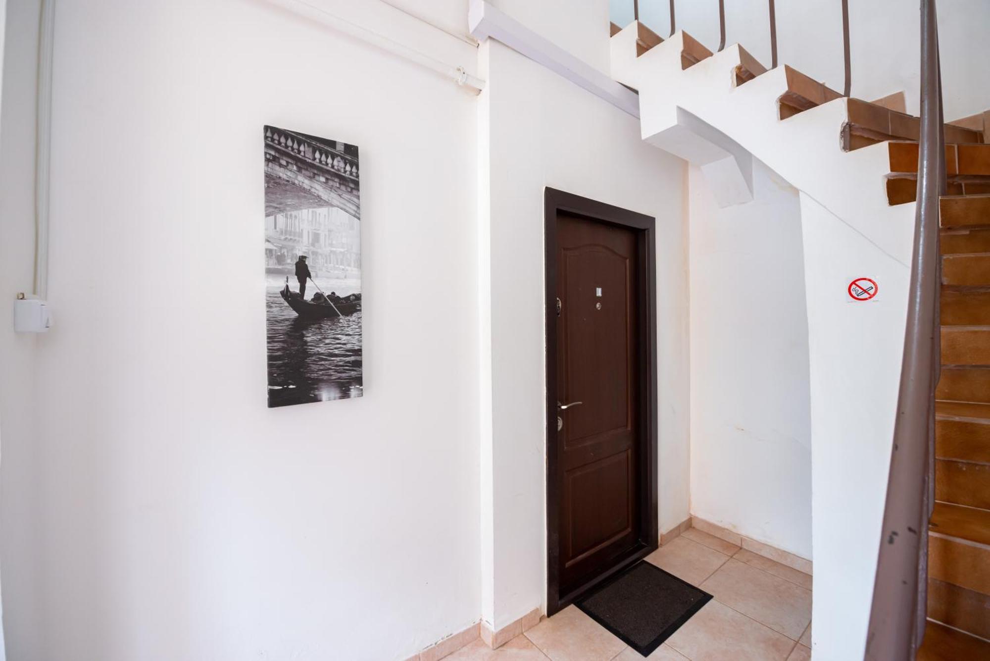 Residenza Di Carbasinni Bukarest Kültér fotó